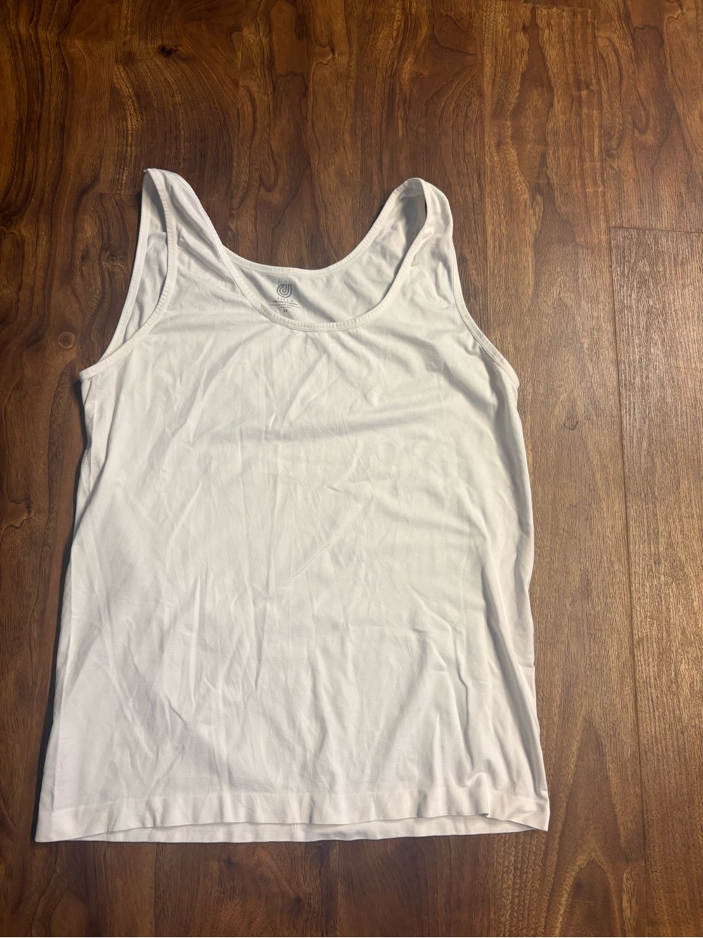 Everyday Women's Scoop Neck White Tank Top